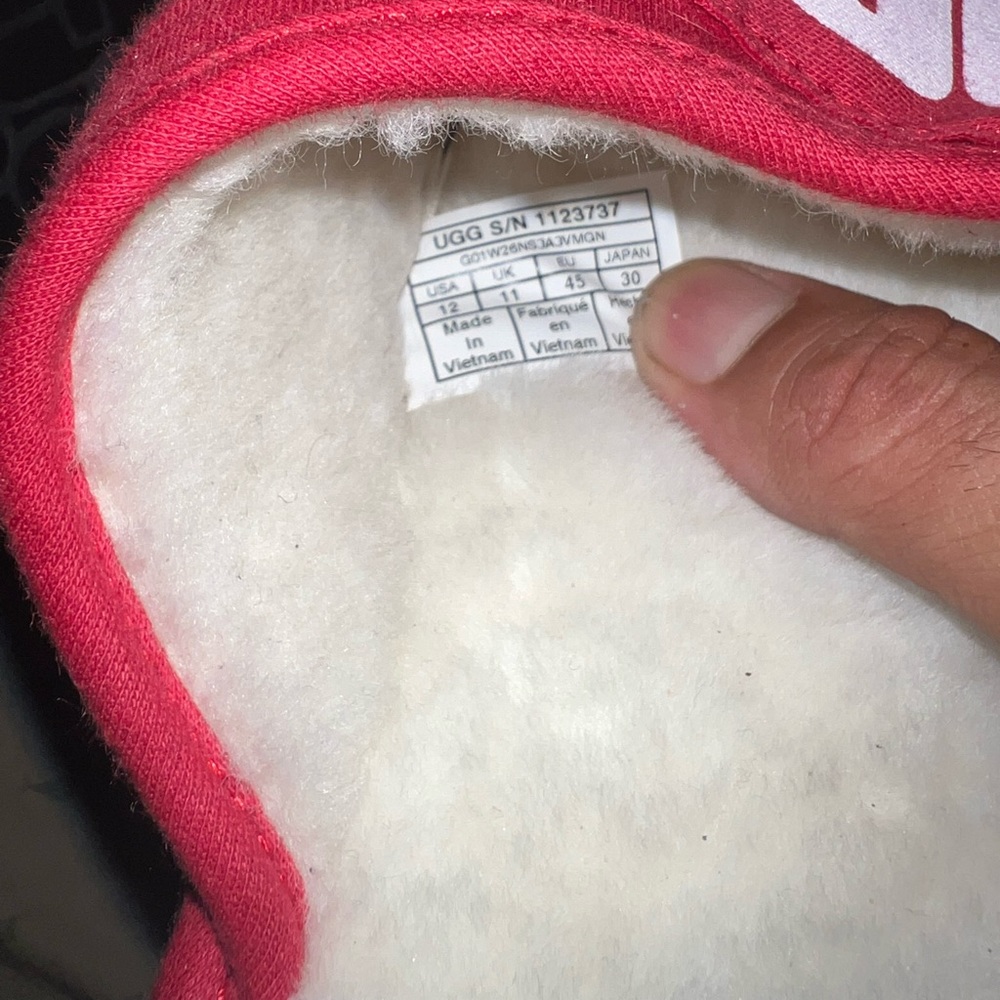 UGG slippers - Picture 5 of 5